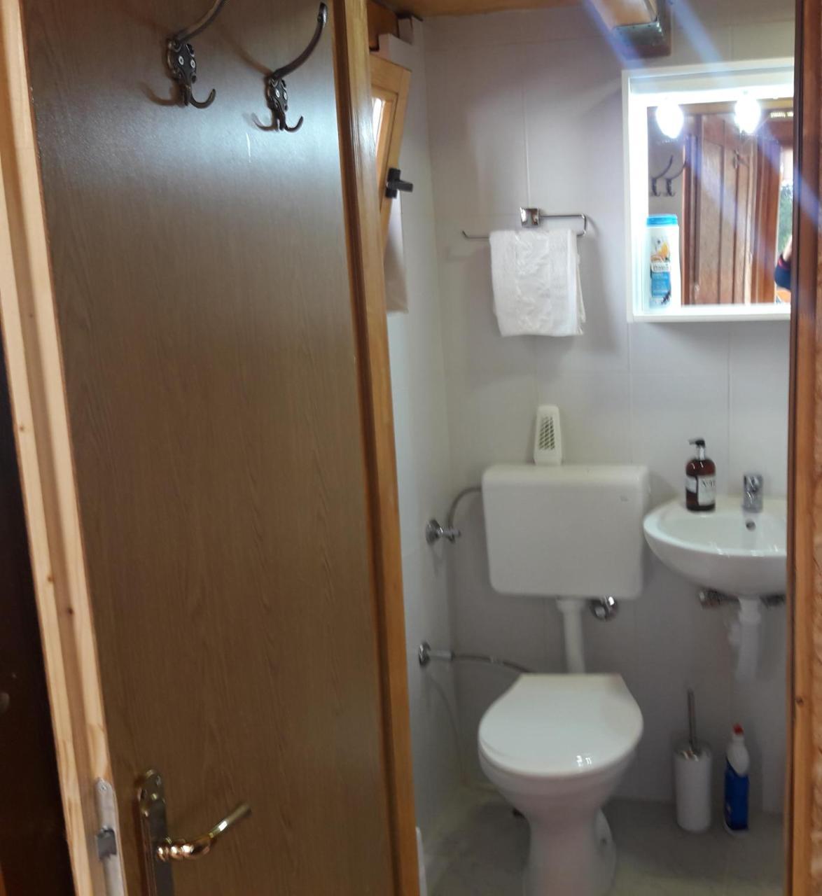 Obiteljski Apartman Borovi فيسوكو المظهر الخارجي الصورة